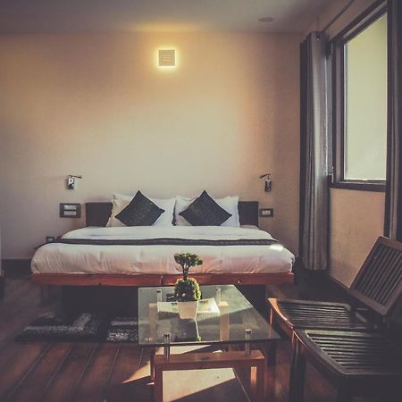 M Hotel And Restaurant McLeod Ganj Eksteriør bilde