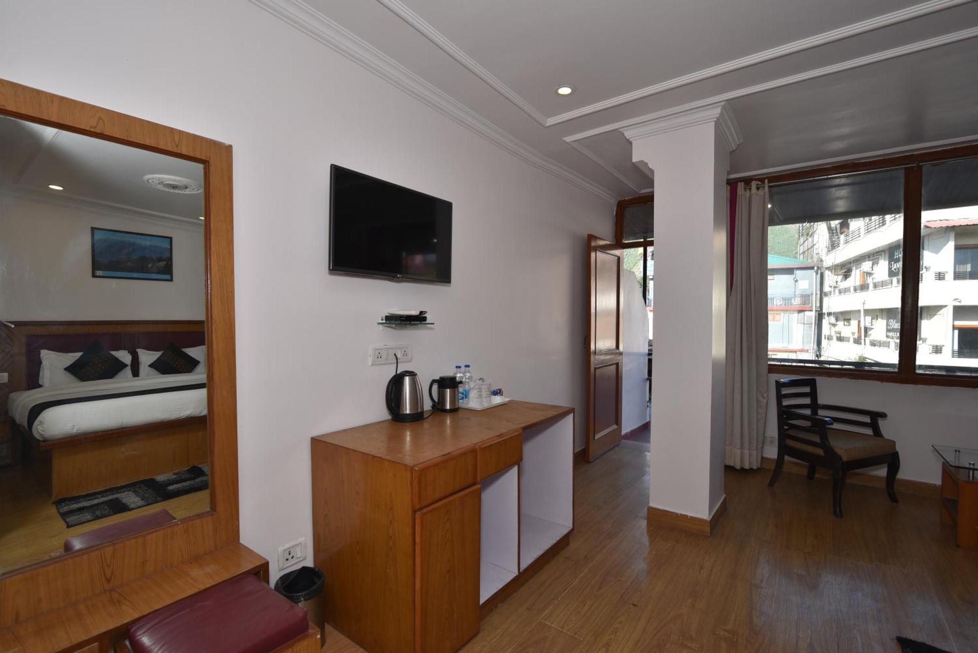 M Hotel And Restaurant McLeod Ganj Eksteriør bilde
