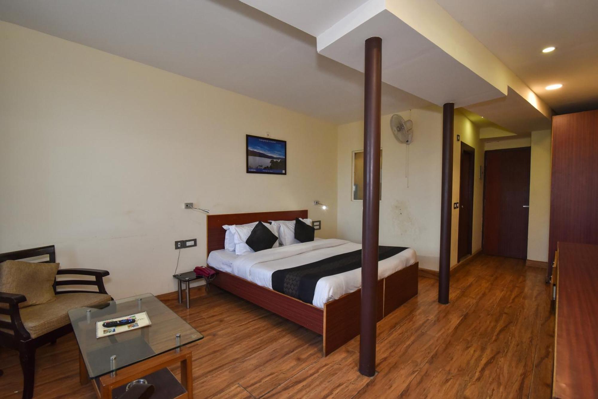 M Hotel And Restaurant McLeod Ganj Eksteriør bilde