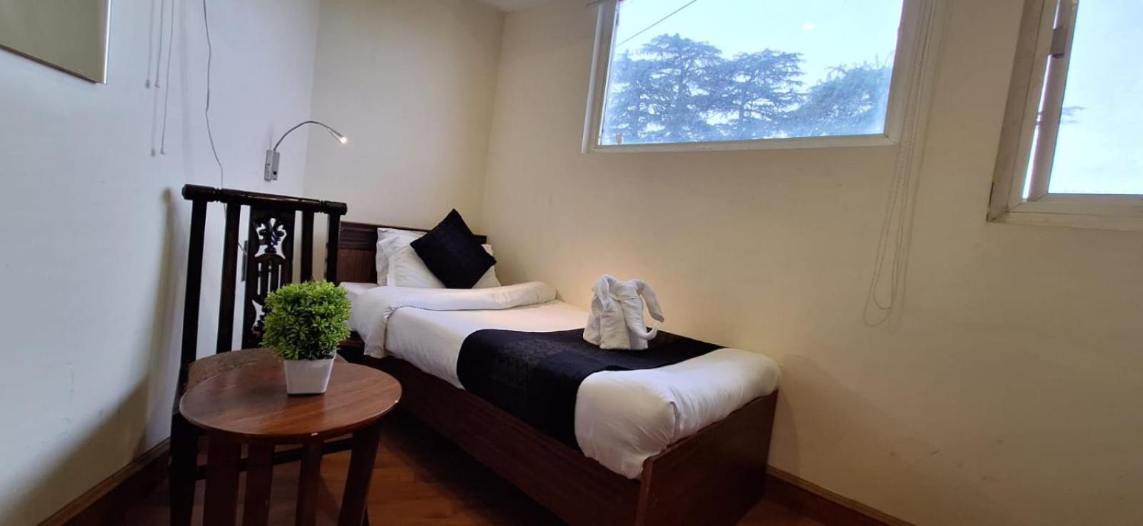 M Hotel And Restaurant McLeod Ganj Eksteriør bilde