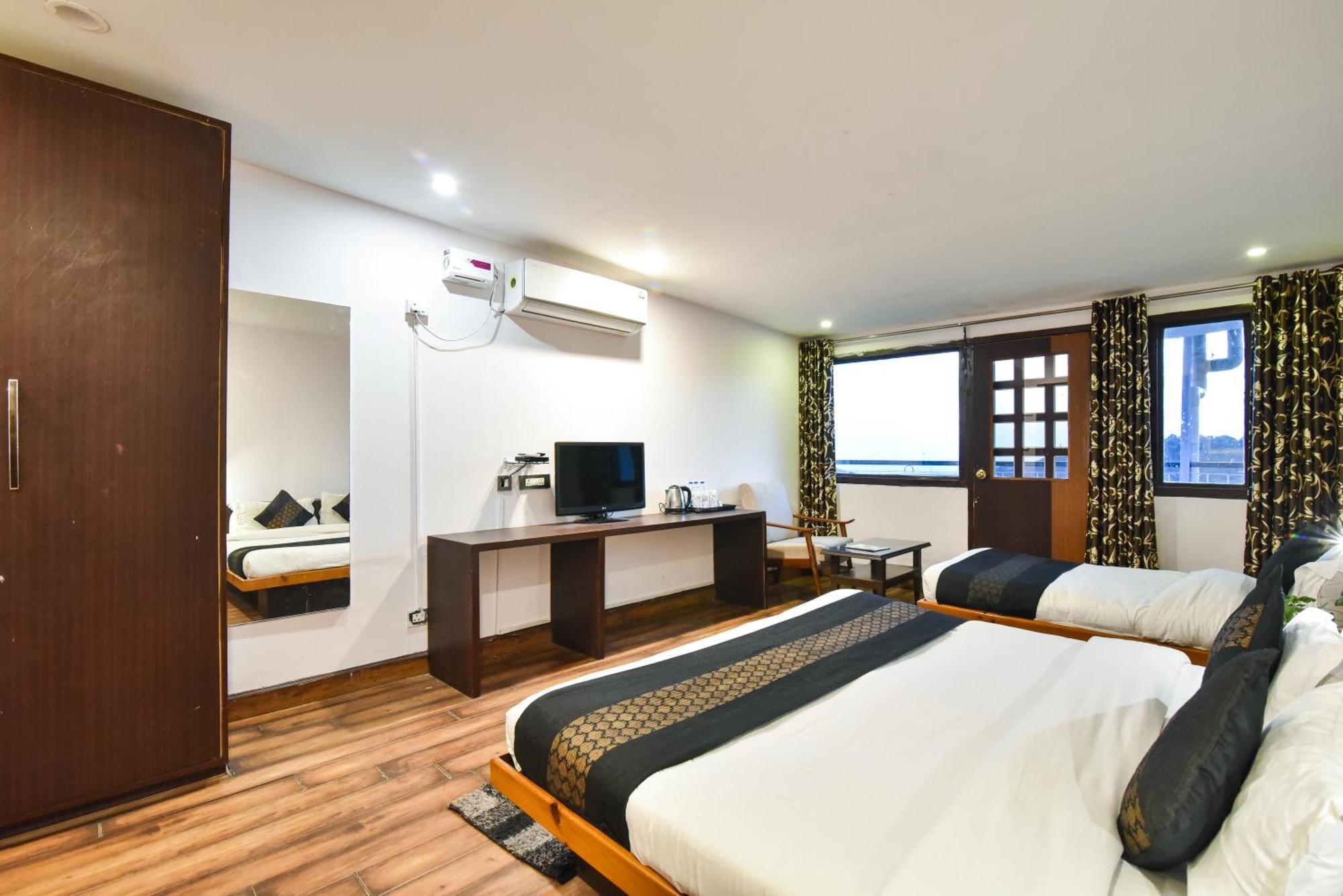 M Hotel And Restaurant McLeod Ganj Eksteriør bilde