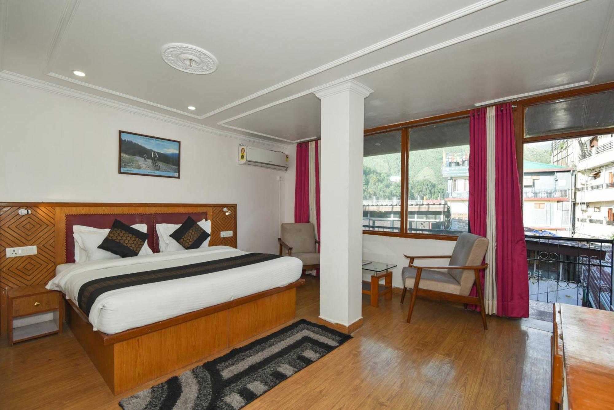 M Hotel And Restaurant McLeod Ganj Eksteriør bilde