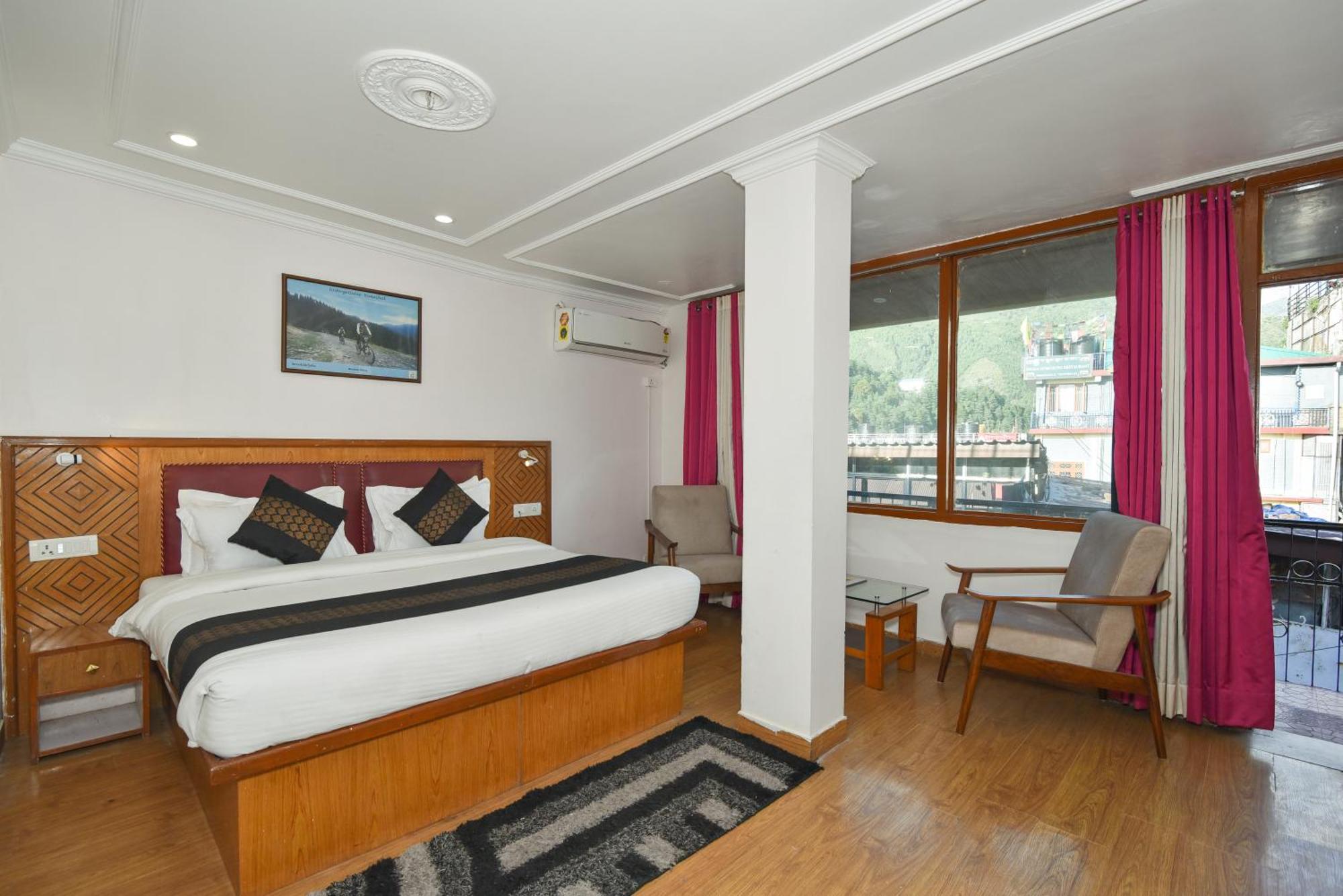 M Hotel And Restaurant McLeod Ganj Eksteriør bilde