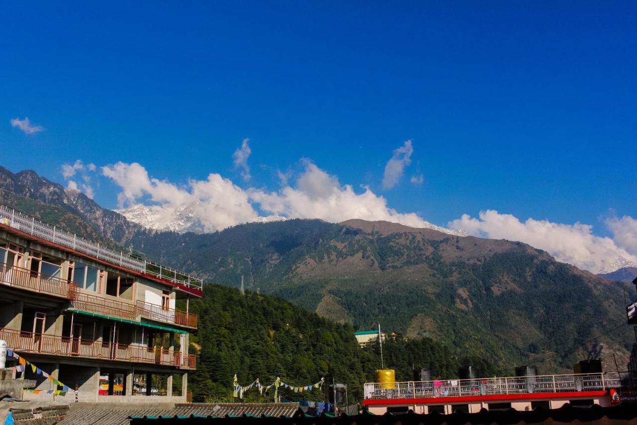 M Hotel And Restaurant McLeod Ganj Eksteriør bilde
